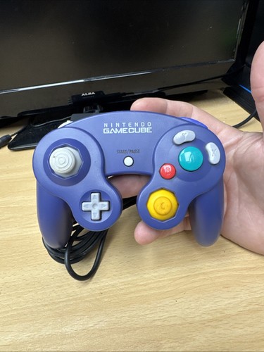 Official nintendo gamecube - official,