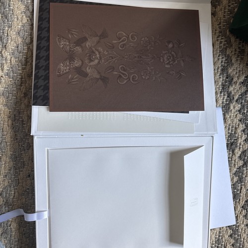 Boucheron writing paper set - boucheron,