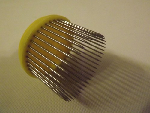 Queen bee needle cage - queen,