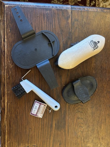 Horse pony grooming kit - horse,