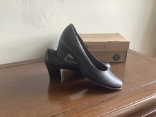 Pavers Beautiful Black Leather