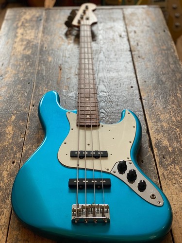 Fender japan standard jazz - fender,