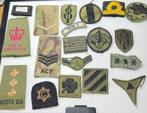 Mixed military badges cloth - mixed,