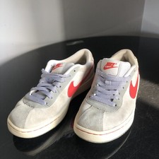 Vintage Nike  Runners Khaki