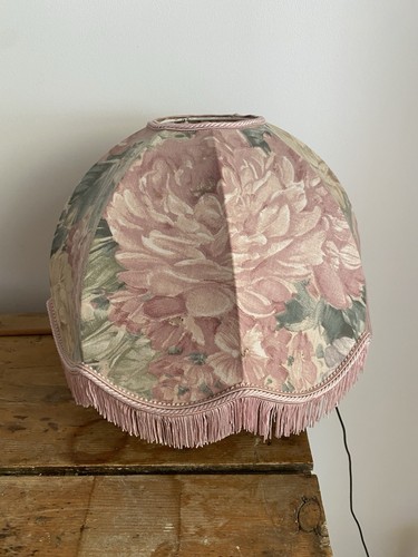 Vintage floral lampshade pink - floral,