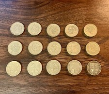 Collection of 15 Round £1