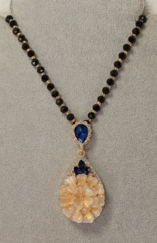 Crystal mop and sapphire - and,