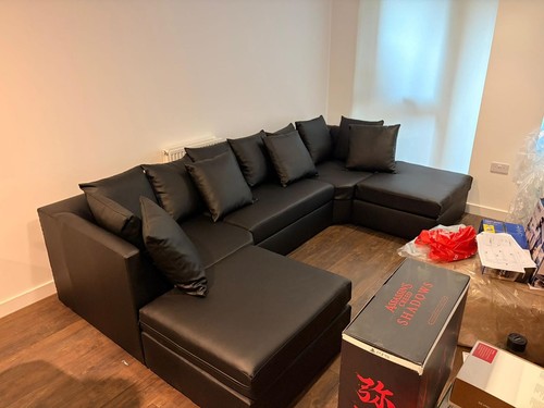 Seater shape black rexine - u,
