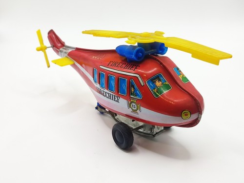 1980 russ tinplate clockwork - russ,