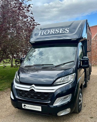 Lightweight horseboxes - 3.5t,