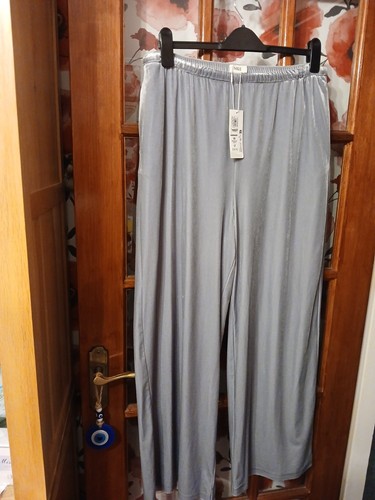 Ladies size 16 r - r, wide