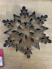 Giant snowflake cutter 19cm