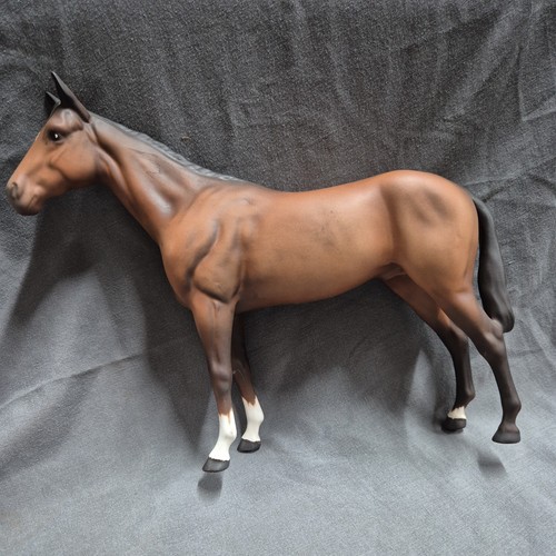 Vintage large beswick - large,