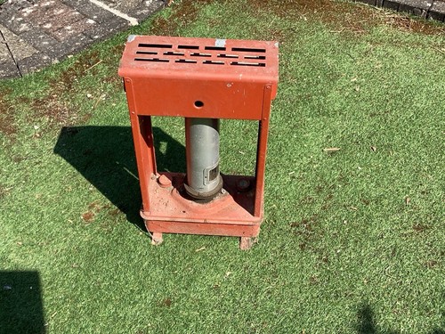 Greenhouse heater