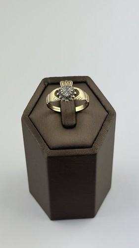 Claddagh ring 9ct - claddagh, gold