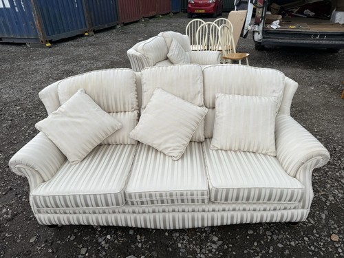 Prestige seater and - seater, 2