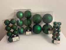 Christmas Baubles EMERALD GREEN Bauble set