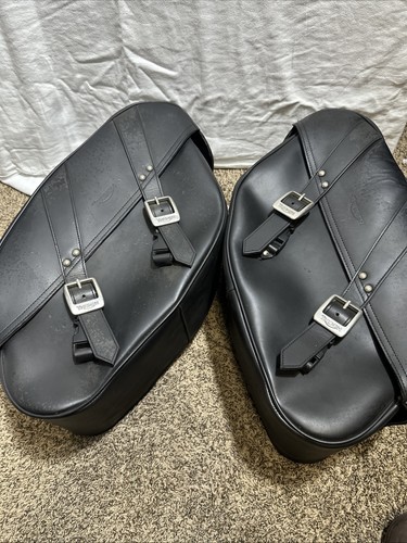 Triumph oem accessory leather - oem,