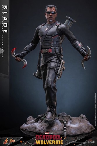 Pre sale hot toys - pre-sale, 1/6