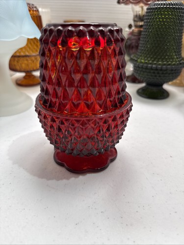 Vintage red diamond - red,