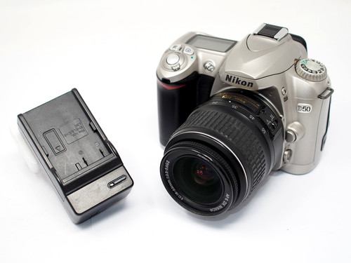 Nikon d50 1mp digital slr - nikon,