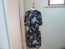 Reiss dress UK 16 black light