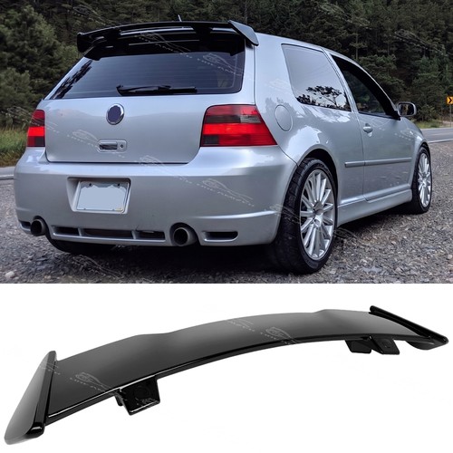 Glossy black rear roof - black,
