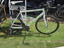 Carrera Vanquish Road Racer Bike Bicycle Mens Mans Gents