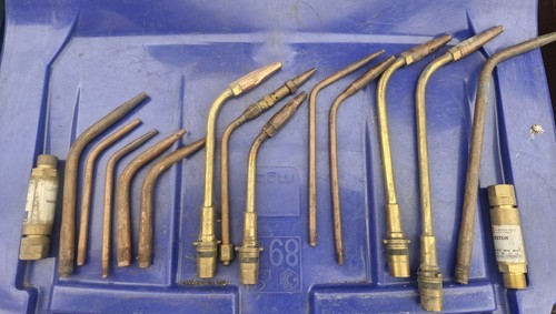 Gas cutting brazery burning - cutting,