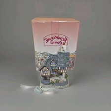 David Winter Cottages Swan Upping Cottage Decorative Boxed Vintage 1993