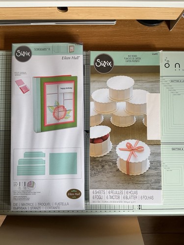 Sizzix eileen hull scoreboard - hull,