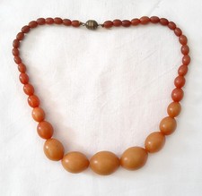 Vintage Early Plastic Beaded Necklace, Butterscotch Amber to Dark Red