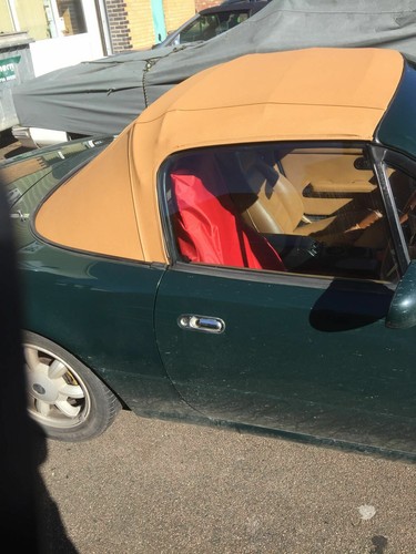 Mazda mx5 mk2 tan - tan,