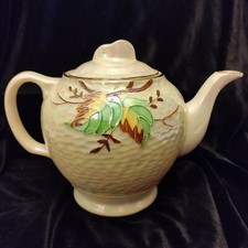 Maling/Ringtons teapot. Lustre