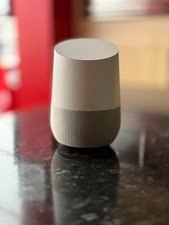 Google Home Smart Speaker –