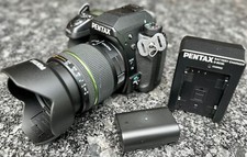 Pentax K-5 with 18 - 55mm Lens and Accessories (Ultra low 1270 shutter count)