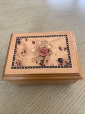 Wooden Mele jewellery box with