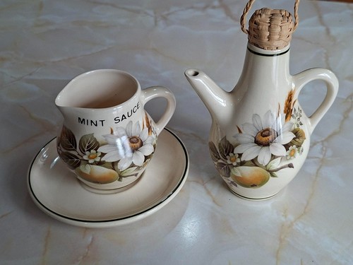Brixham pottery devon mint - pottery,, devon.