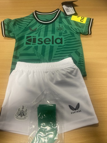 Newcastle united away baby kit - newcastle,