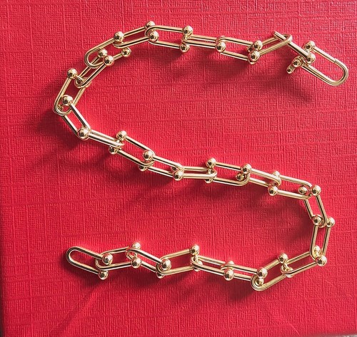 Solid 18ct gold horseshoe - solid, link