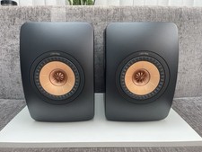 KEF LS50 Meta Bookshelf