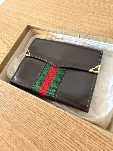 Authentic gucci wallet - authentic, gg