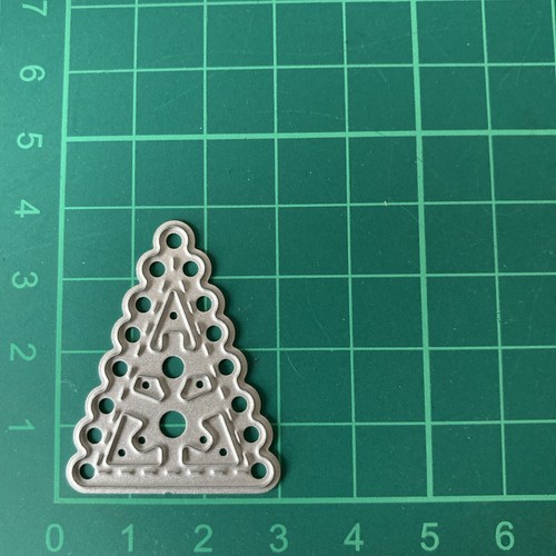 Metal christmas tree - christmas, xmas