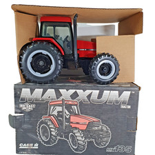 Ertl Case IH Maxxum MX135 Diecast Tractor Collectors 4250CA Scale 1:16 Boxed.