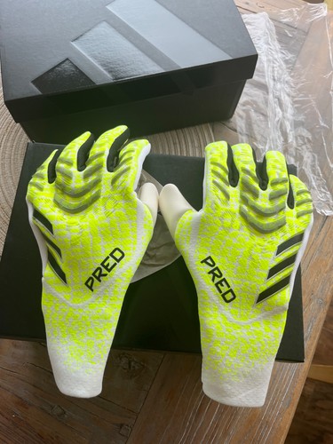 Adidas predator pro goalkeeper - adidas,