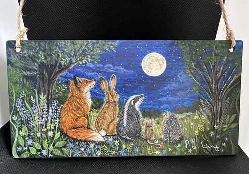 Wildlife hand painted a - hand,