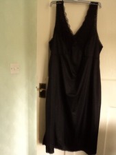 Ladies black, nylon full underskirt/chemise size 14 only