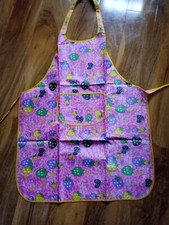 1 water proof Apron  in 3 colour ,brand new for women