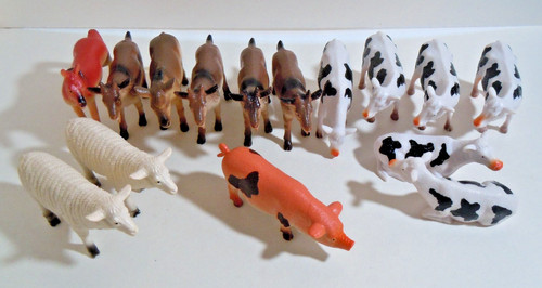 Vintage plastic farm animals - plastic,