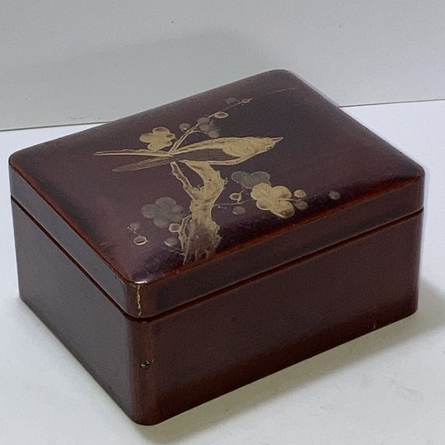 Vtg japanese red - red, lacquered